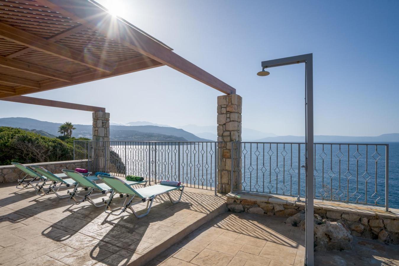 Family Big Apartment Next To The Sea 2-5 People Acipópulo Kültér fotó